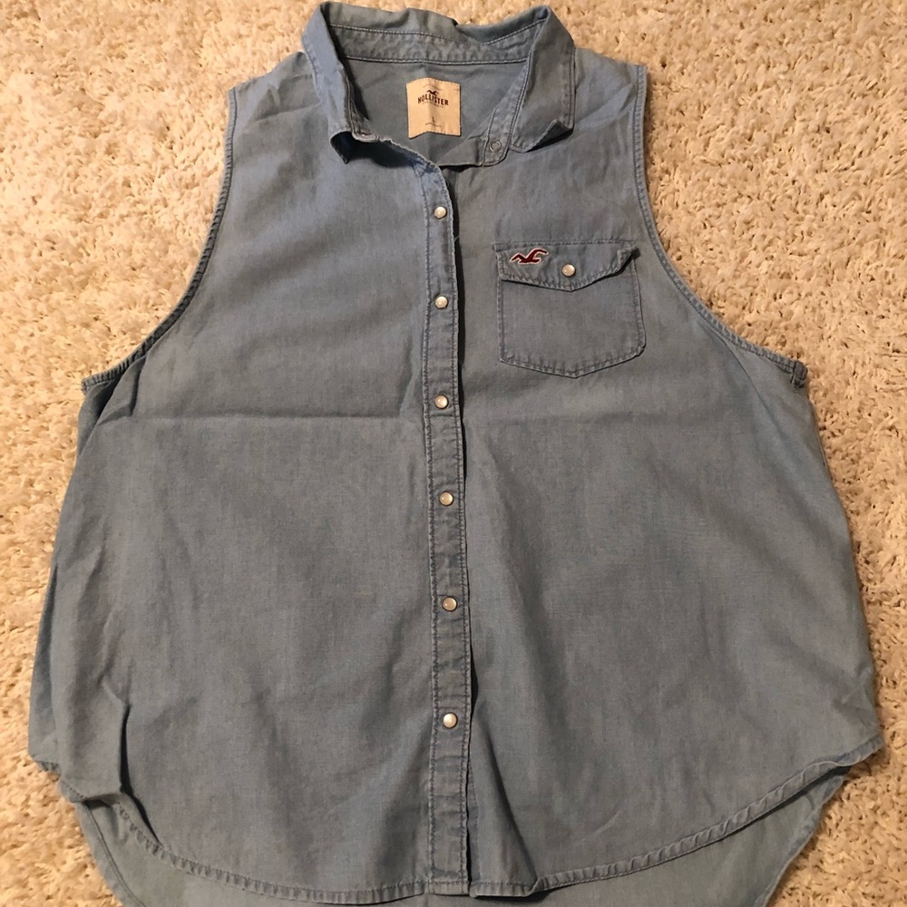 Hollister shirt